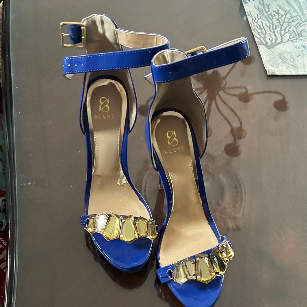 Scene Weaver Royal Blue Heels with Gold Accents